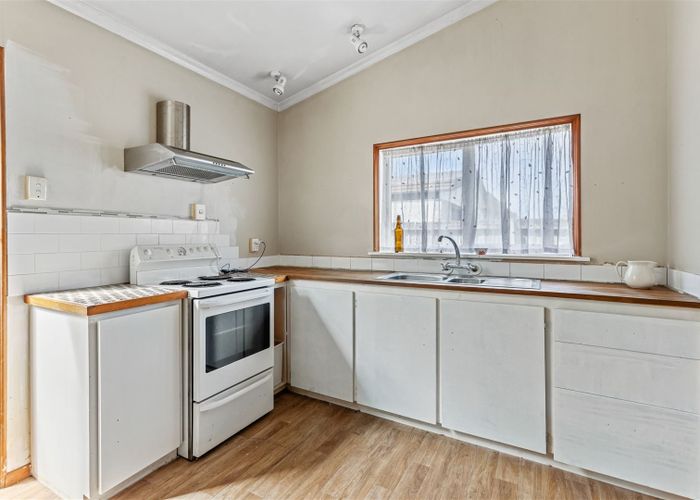  at 96 Aldwins Road, Phillipstown, Christchurch