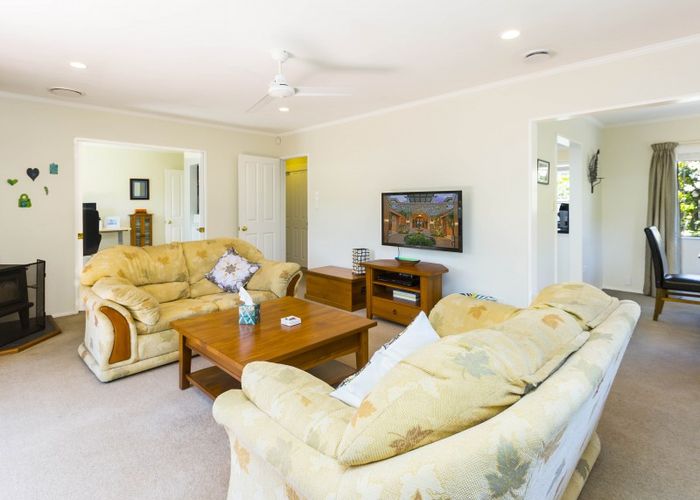  at 6A Tui Grove, Elderslea, Upper Hutt