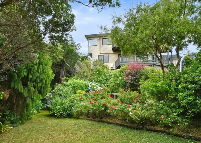  at 86 Viewmont Drive, Harbour View, Lower Hutt