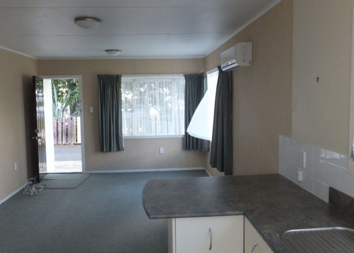  at 1/84 Lake Road, Frankton, Hamilton, Waikato