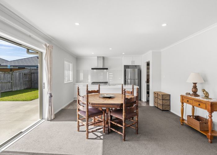  at 32 Harding Drive, Papamoa Beach, Papamoa