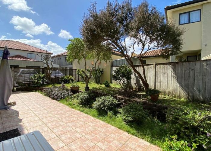  at 78 Huntington Park Drive, Huntington Park, Manukau City, Auckland