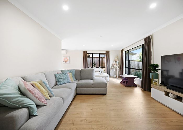  at 4 Azure Place, Huntington, Hamilton, Waikato