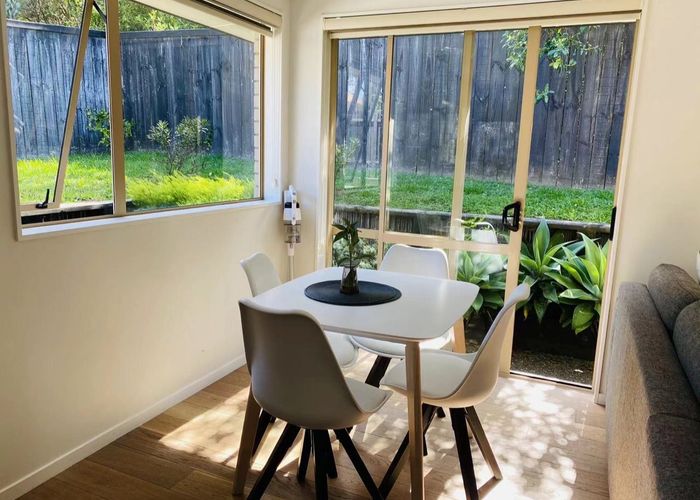  at 8 Living Stream Road, Albany Heights, Auckland