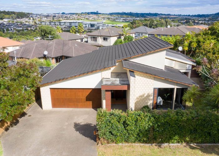  at 37 Gibbston Crescent, Flat Bush, Auckland