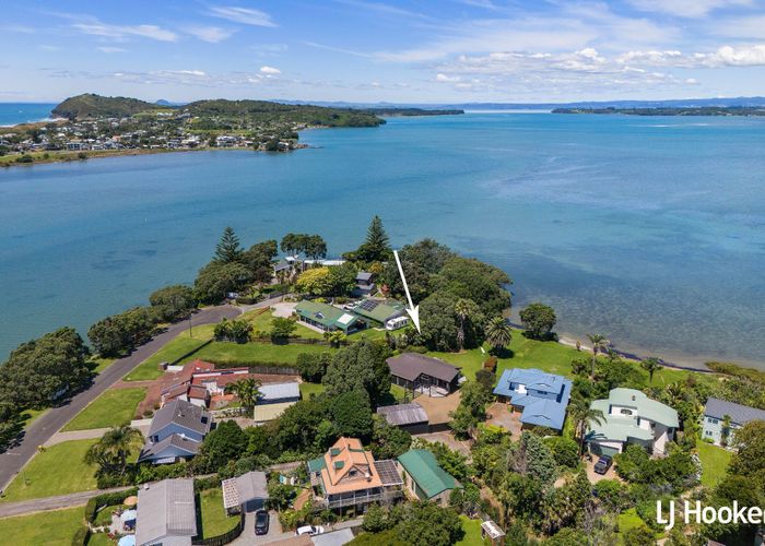  at 13 Waione Avenue, Athenree, Waihi Beach