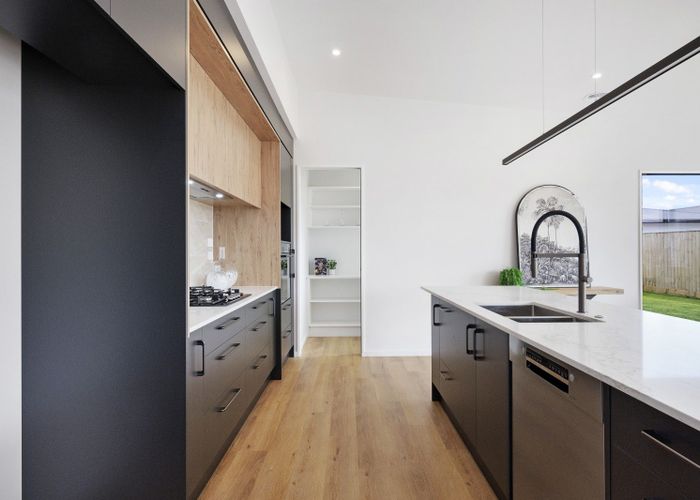  at 10 Waterford Farm Road, Halswell, Christchurch City, Canterbury