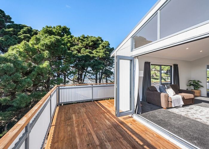  at 175 Tirohanga Road, Tirohanga, Lower Hutt, Wellington