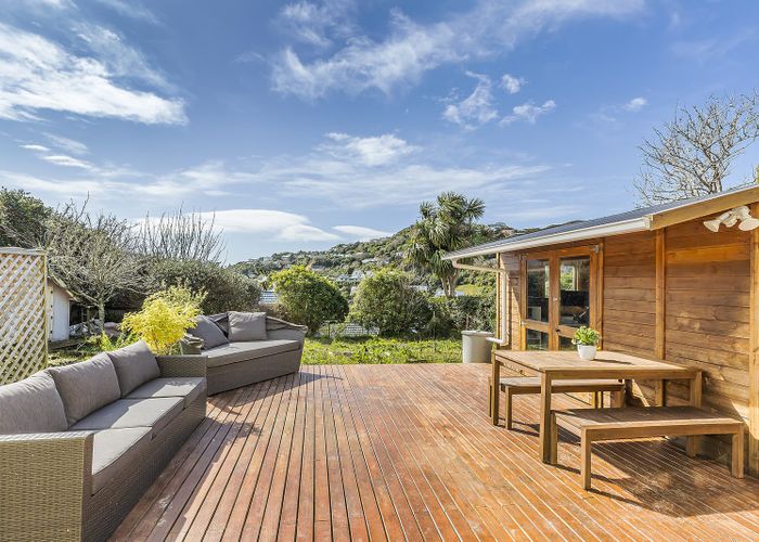  at 13 St Albans Avenue, Karori, Wellington
