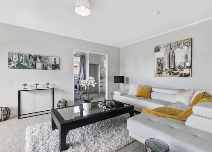  at 27 Woburn Street, Mangere East, Auckland