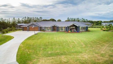  at 21 Loveston Lane, Kelvin Grove, Palmerston North