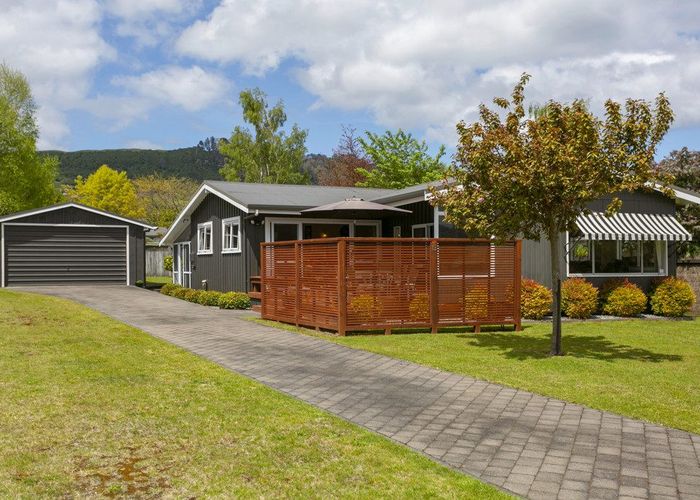  at 13 Yasmin Lane, Kinloch