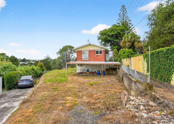  at 5 Verran Road, Birkenhead, North Shore City, Auckland