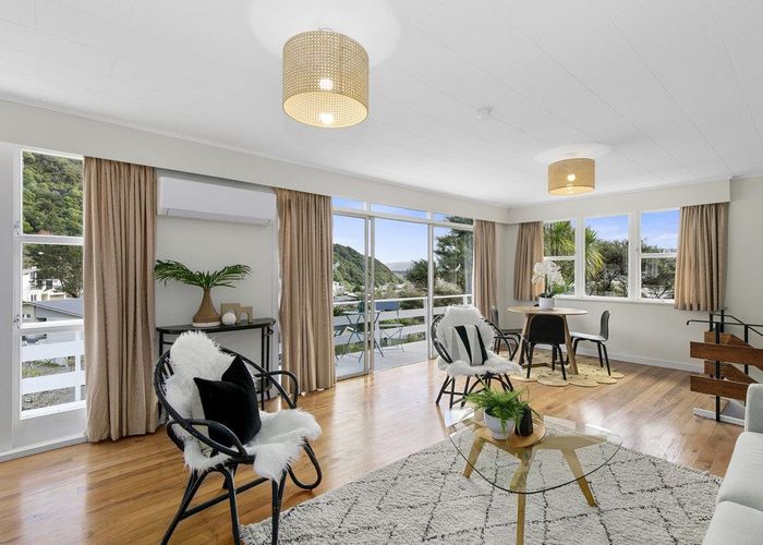  at 8 Damian Grove, Waterloo, Lower Hutt, Wellington