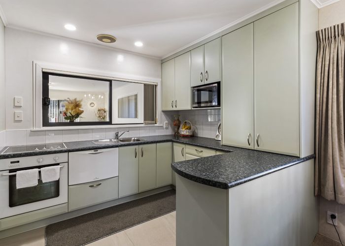  at 35 Cambridge Terrace, Papatoetoe, Auckland