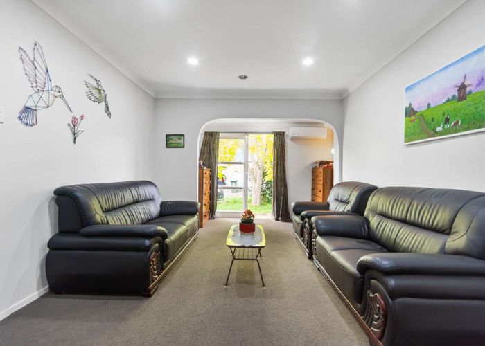  at 3/11 Kings Road, Panmure, Auckland