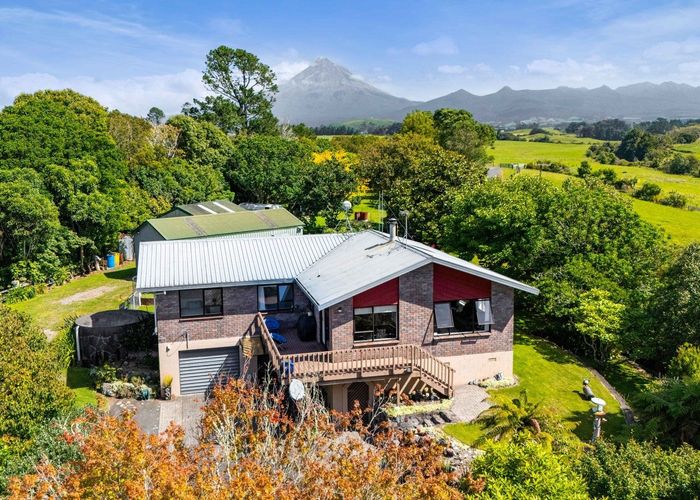  at 115 Alfred Road, Egmont Village, New Plymouth, Taranaki