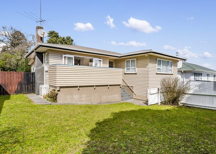  at 5 Tomlinson Street, Hillpark, Auckland