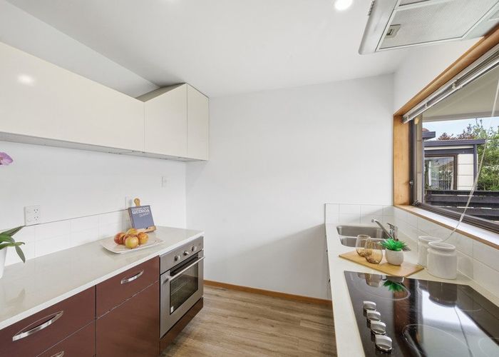  at 2/4 Broadbent Street, Riccarton, Christchurch City, Canterbury