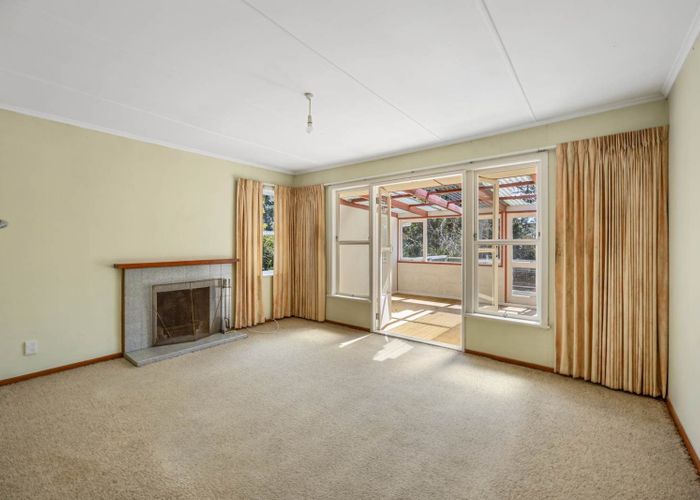  at 383 Wairau Road, Totara Vale, North Shore City, Auckland