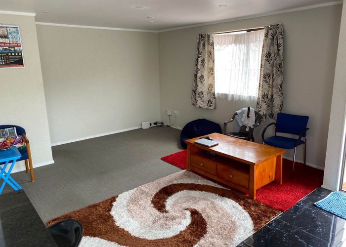  at 2/68 Weymouth Road, Manurewa, Manukau City, Auckland