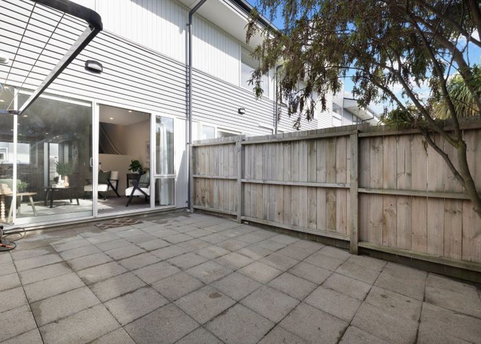  at 6/2 Stone Street, Miramar, Wellington, Wellington