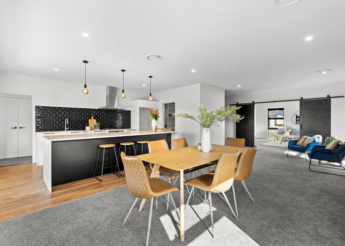  at 42 Sardinia Grove, Fitzherbert, Palmerston North, Manawatu / Whanganui