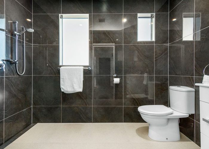  at 4 Golf Road, Manor Park, Lower Hutt, Wellington