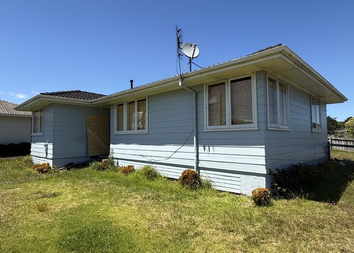  at Mangere East, Manukau City, Auckland