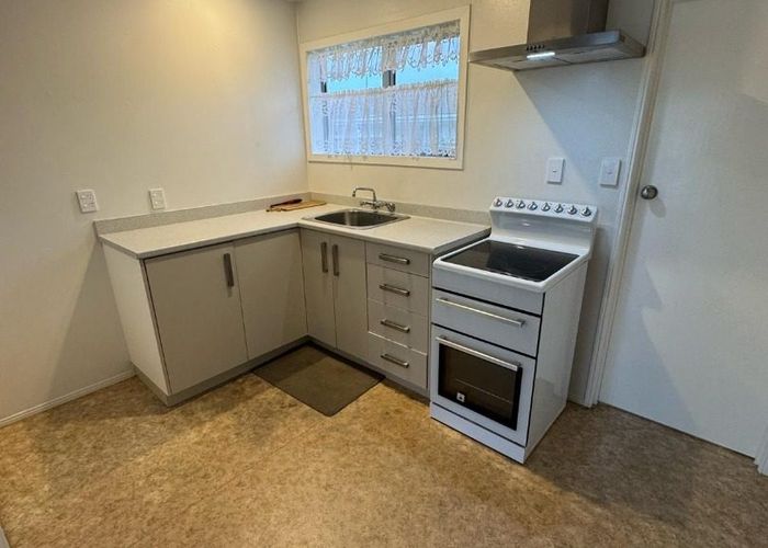  at 2/101 Coronation Road , Papatoetoe, Manukau City, Auckland
