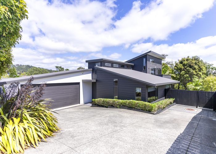  at 25A Barron Drive, Green Bay, Waitakere City, Auckland