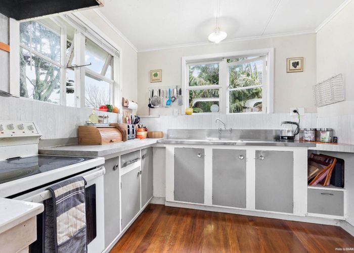  at 28 Coral Crescent, Panmure, Auckland City, Auckland