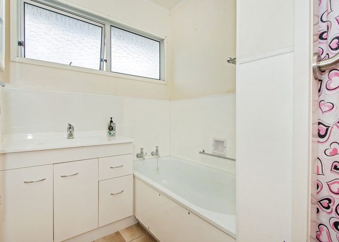  at 2/5 Brighton Road, Kensington, Whangarei