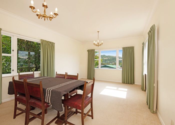  at 21 Firth Terrace, Karori, Wellington