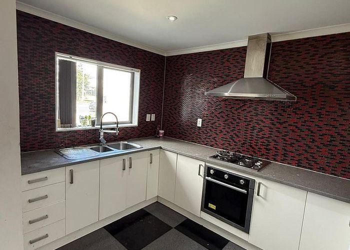  at 53 Pomaria Road, Henderson, Waitakere City, Auckland