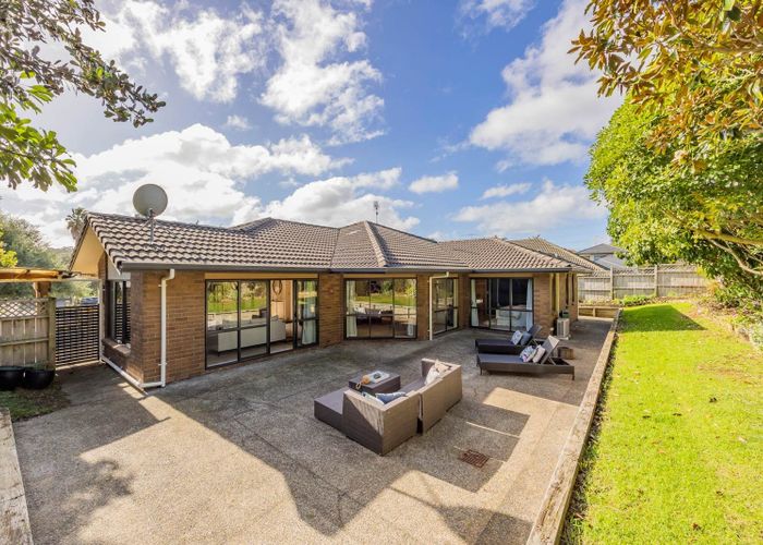  at 2 Stonedge Lane, Albany, North Shore City, Auckland