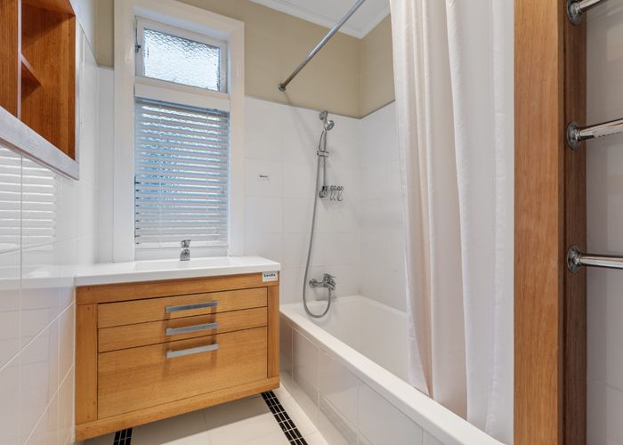  at 30B Church Street, Gate Pa, Tauranga, Bay Of Plenty