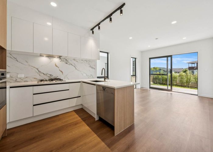  at 2C Rangitoto Terrace, Milford, Auckland