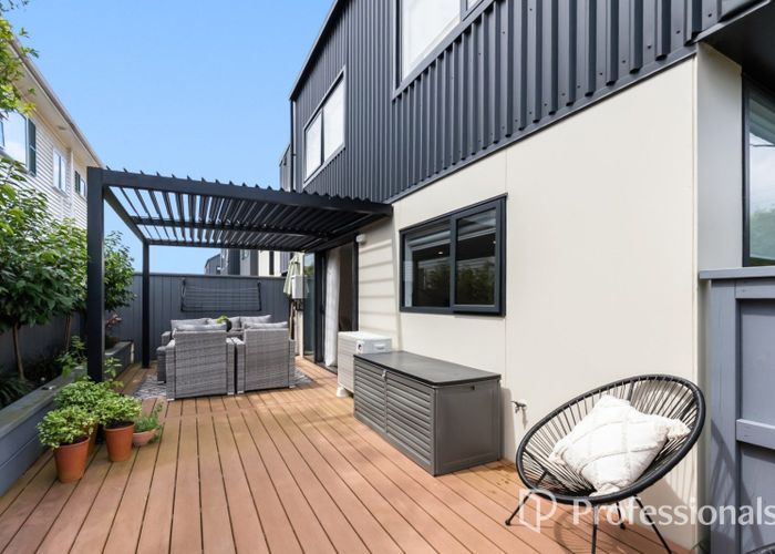  at 1/51 Kings Crescent, Lower Hutt, Lower Hutt, Wellington