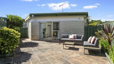  at 5/21 Houghton Street, Meadowbank, Auckland
