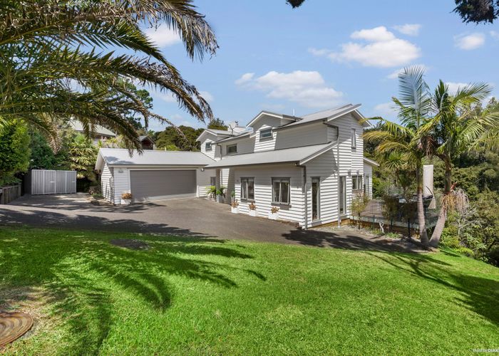  at 10 The Knoll, Greenhithe, Auckland