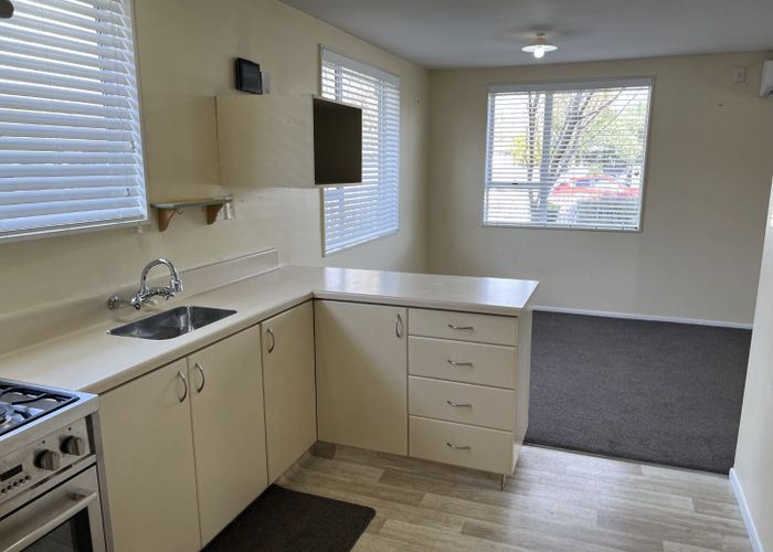  at 1/36 Heathcote Street, Woolston, Christchurch City, Canterbury