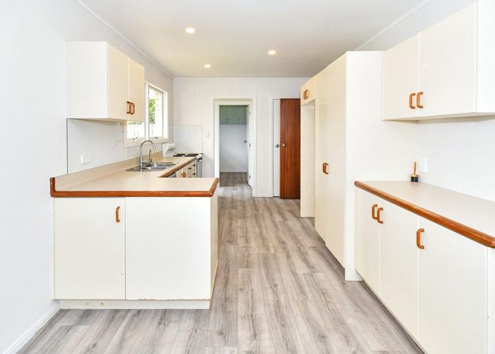  at 598 Great South Road, Manukau, Auckland