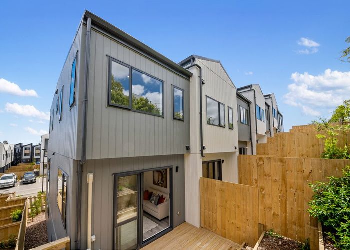  at 12 - 16 Pahoehoe Close, Mount Wellington, Auckland City, Auckland