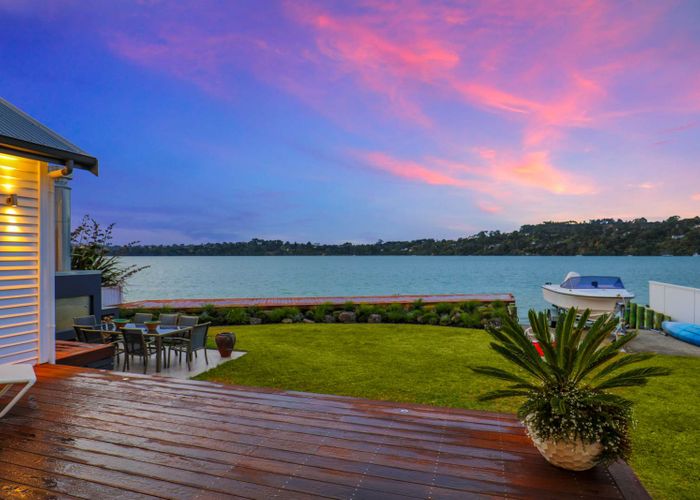  at 76 The Terrace, Herald Island, Auckland
