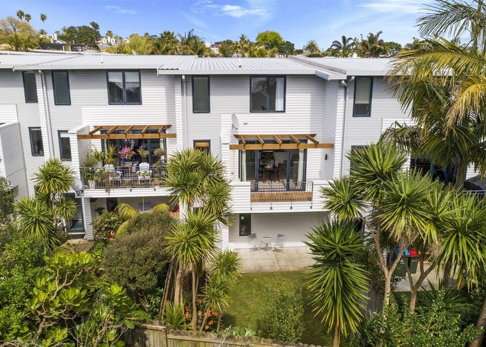 at 17/50 Livingstone Street, Westmere, Auckland