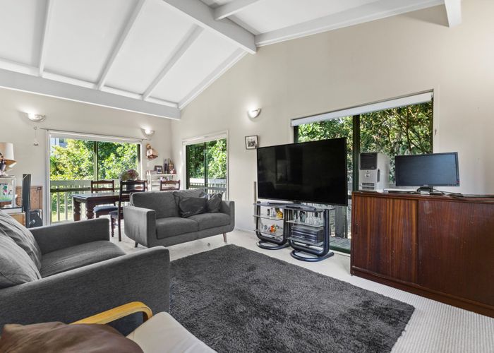  at 22B Hutchinsons Road, Bucklands Beach, Auckland