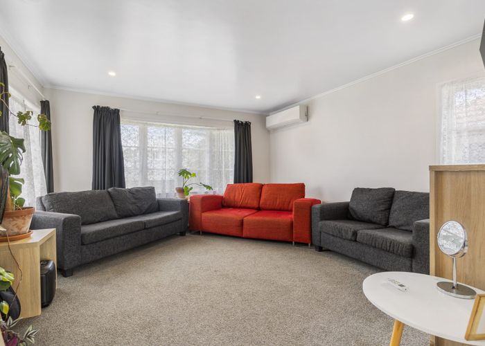 at 35 Johnstones Road, Otara, Auckland