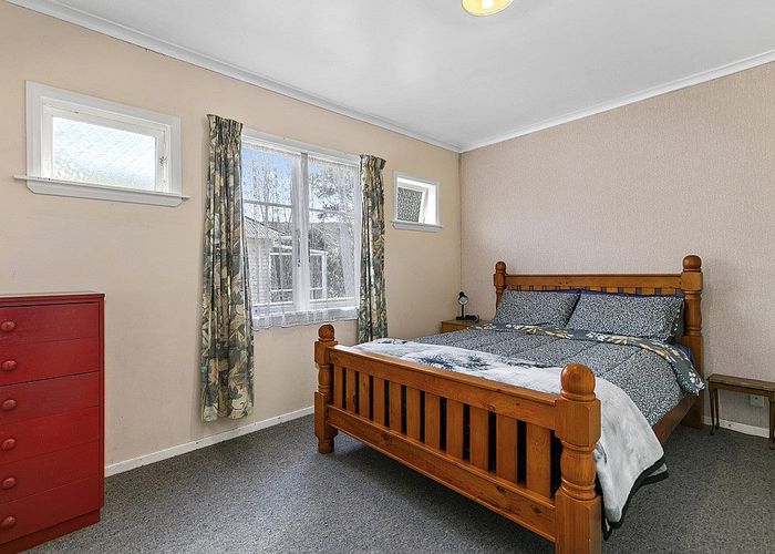  at 7 Gibbs Crescent, Wainuiomata, Lower Hutt