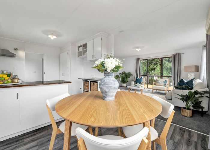  at 33 Riversdale Drive, Merrilands, New Plymouth, Taranaki